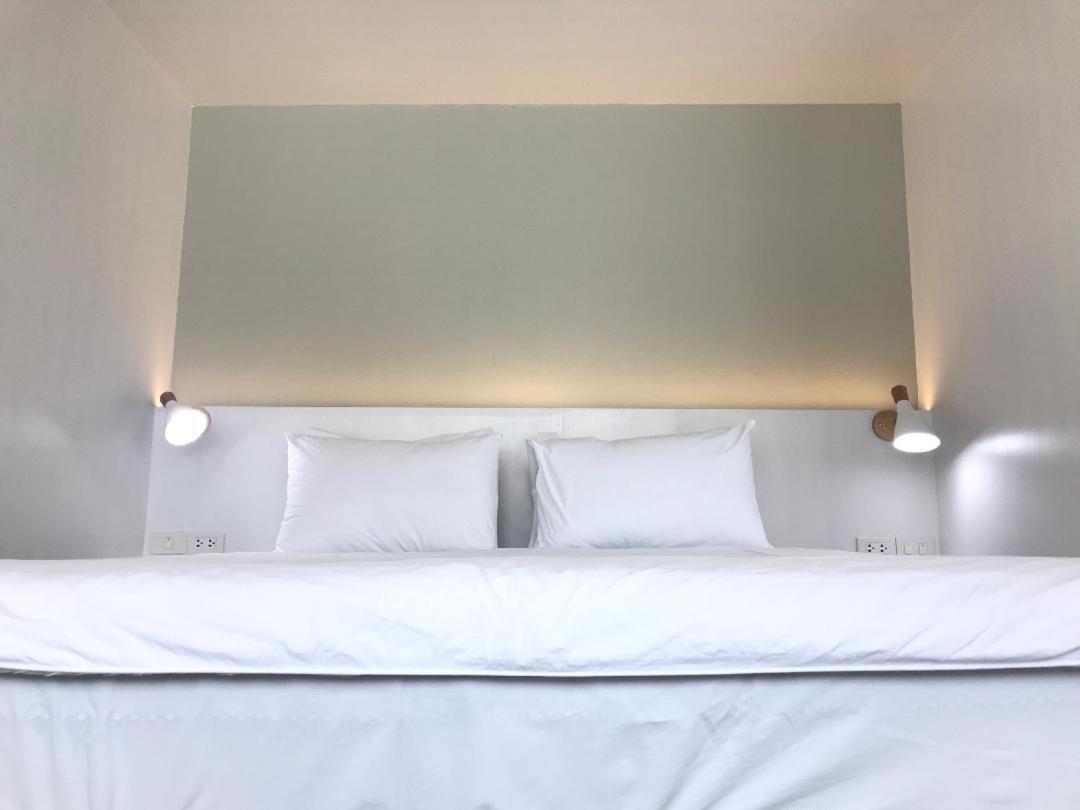 Urban House Hotel Банкок Екстериор снимка